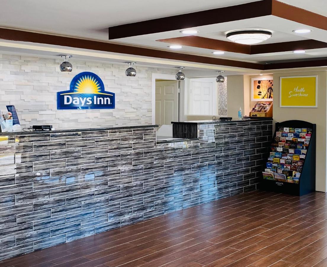 Days Inn By Wyndham Шаронвилл Экстерьер фото